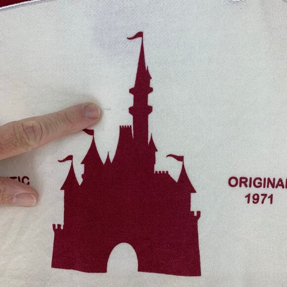 Walt Disney World Cinderella Castle Women's Cream Pullover Size 2XL - Picture 11 of 15